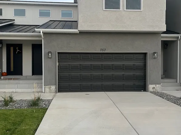 4055 S Woodland Ave, Mapleton, UT