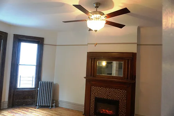 Rented by H.P. Greenfield Real Estate | media 8