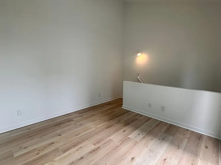 988 G St #31 — Photo 23