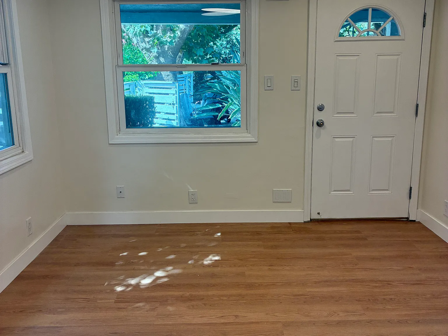 1 bed, $2,000 — Photo 4