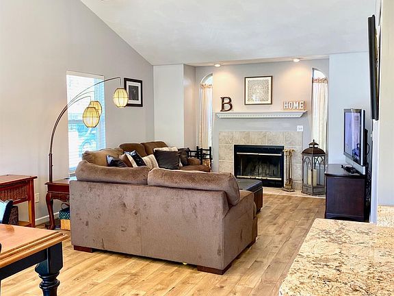 5th image of 1187 Chalet Ct Lot 711