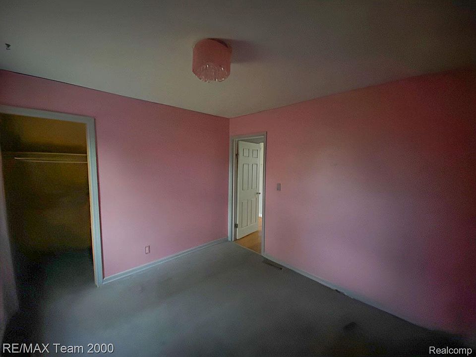 25270 Ford St, photo 23