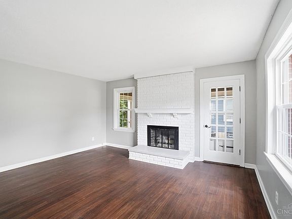 3rd image of 3904 Oleary Ave