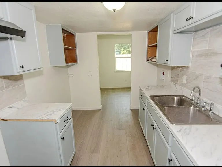 7867 Hamlet St #7867 — Photo 3