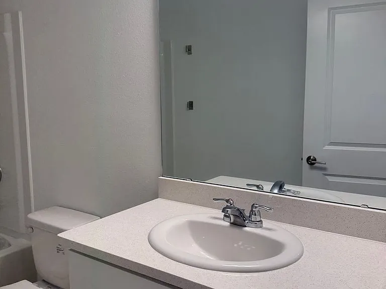 11820 Glenside Ter — Photo 25