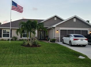 455 Ponoka St, Sebastian, FL 32958