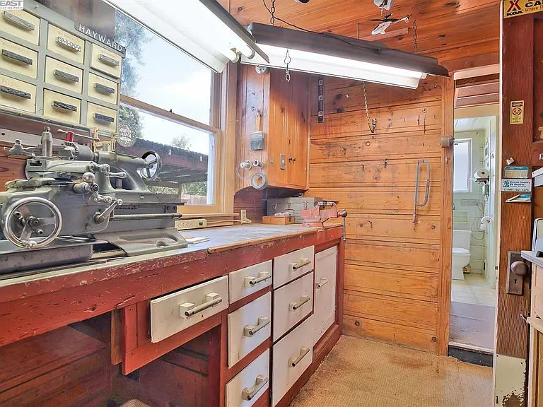 250 Medford Ave — Photo 19