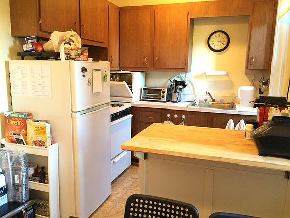 4th image of 1622 Massachusetts Ave APT 5
