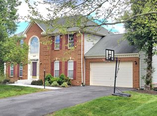 9607 Morning Walk Dr, Hagerstown, MD 21740