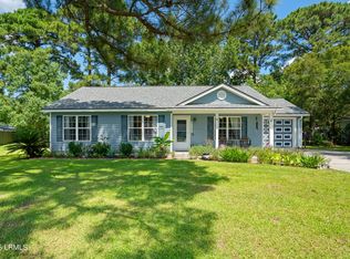 6 Wegeon Ln, Beaufort, SC 29906