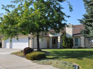 3504 S Quillan Ct, Kennewick, WA 99337