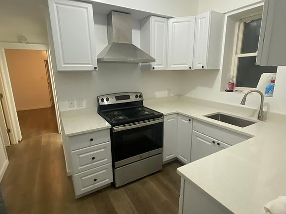 4th image of 282 Revere Ave Floor 1