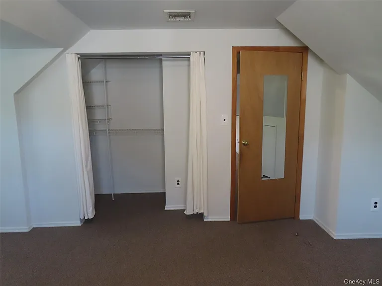 120 Cerny Pl — Photo 7