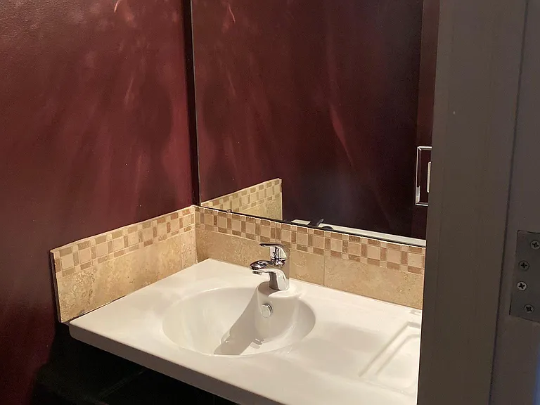 139 E Main St #400 — Photo 18
