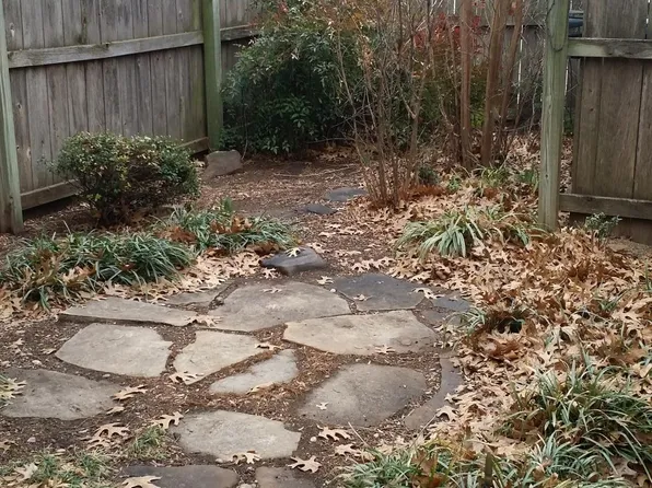 1200D Sequoyah St, Edmond, OK 73003