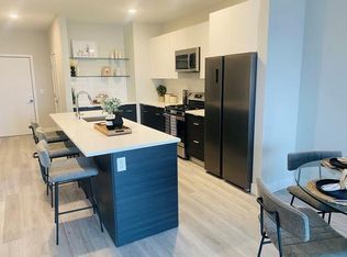692 Avenue E #321, Bayonne, NJ 07002