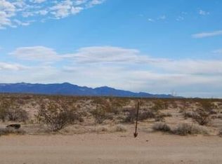 16298 Bert Ave, Yucca, AZ 86438