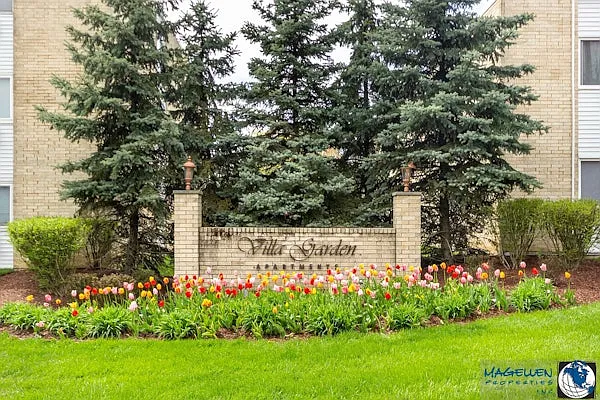 Villa Garden Apartments on Villa Avenue in Villa Park
