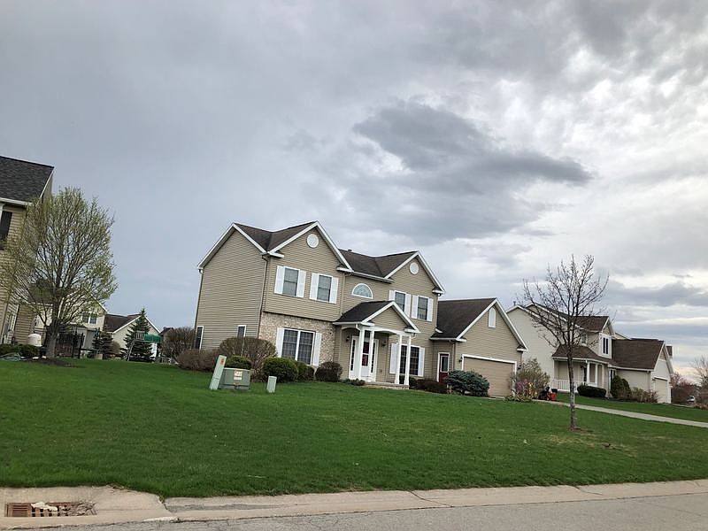 2nd image of 17 Ambush Ln