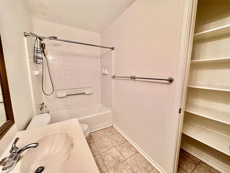 204 Big Sur Dr — Photo 34