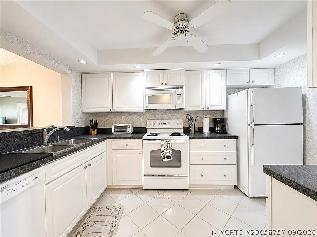 2 bed, 2.0 bath, 1053 sqft, $2,500 — Photo 3