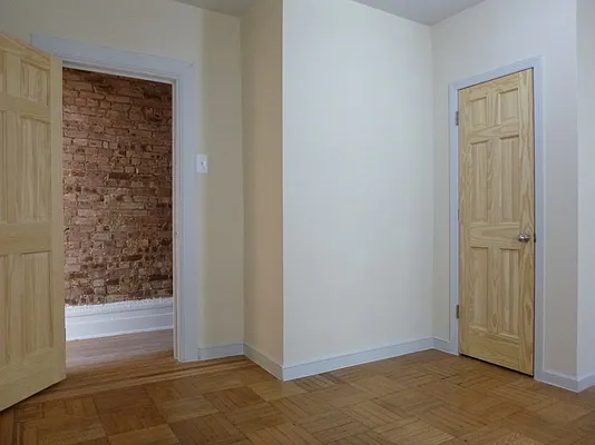 Rented by Bohemia Realty Group | media 11