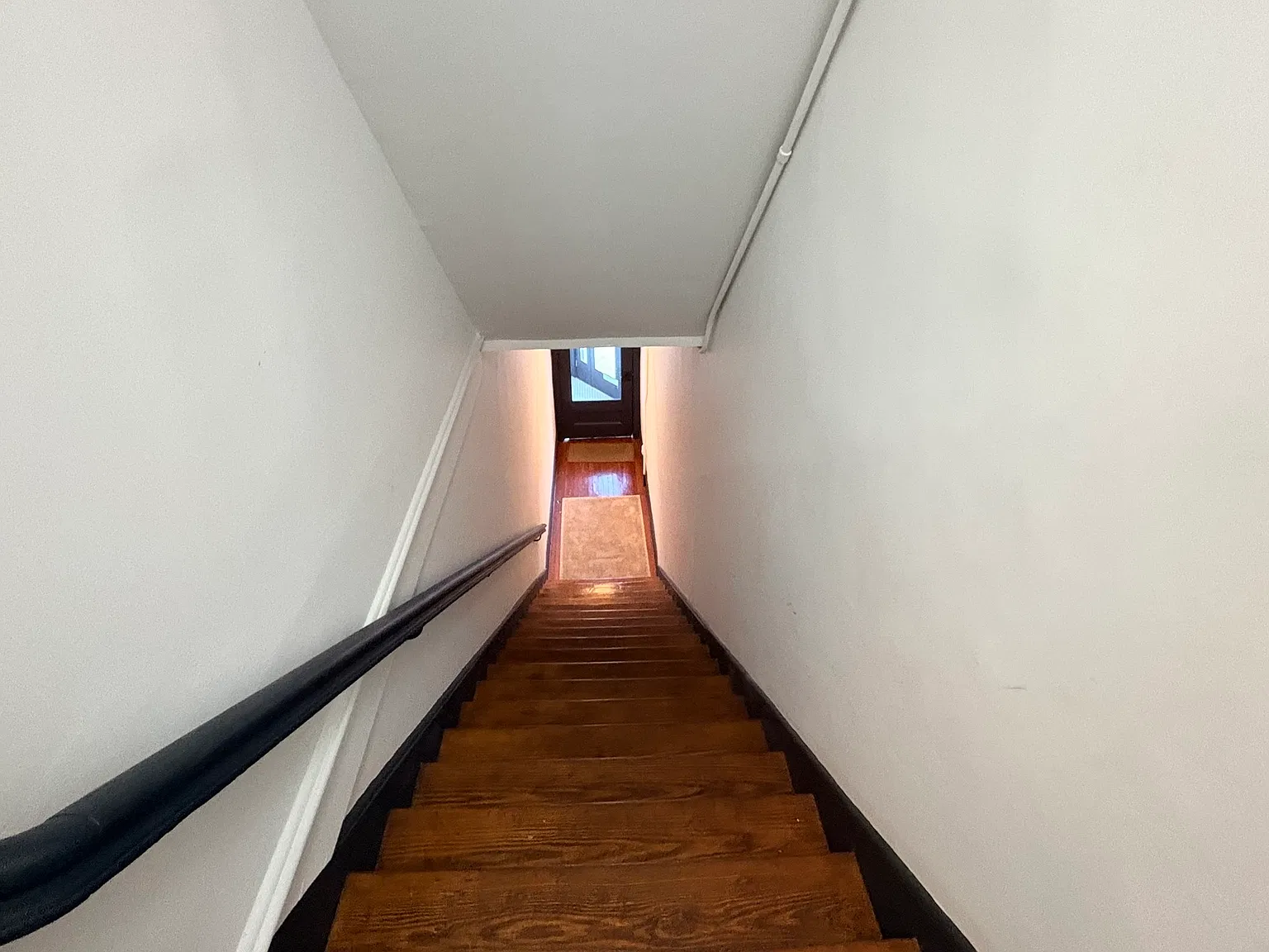 2 bed, 1.0 bath, 1200 sqft, $3,195 — Photo 3