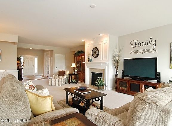 4th image of 2834 Stoney Creek Dr