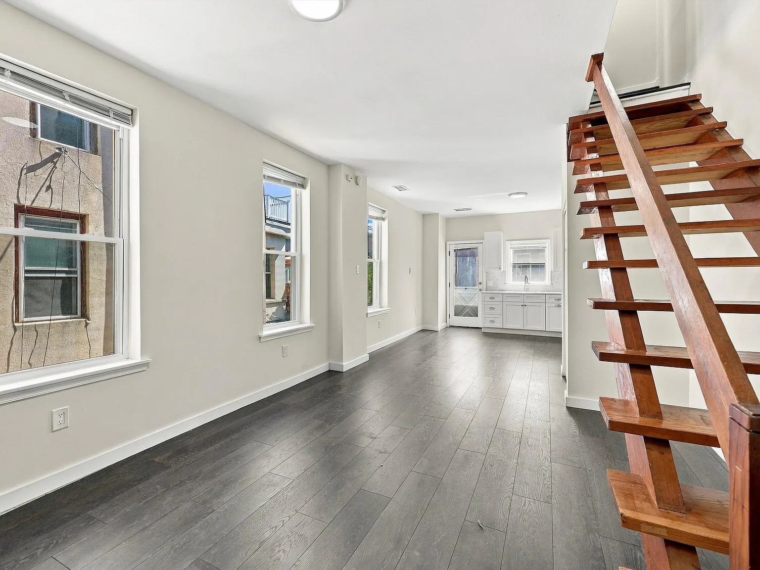 1716 Mount Vernon St Unit 2/3R — Photo 3