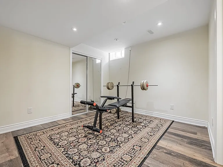 72 Little Britain Cres #BSMT — Photo 7
