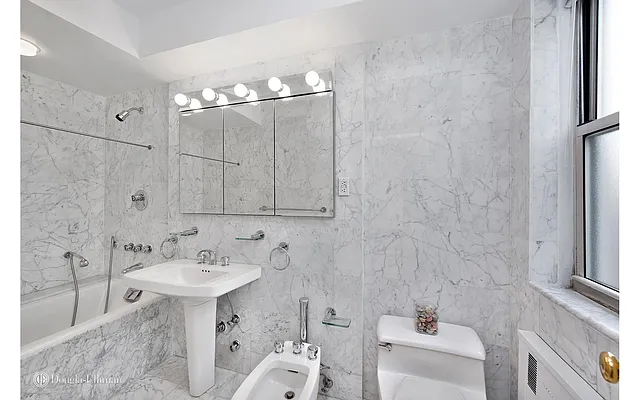 Sold by Douglas Elliman | media 26