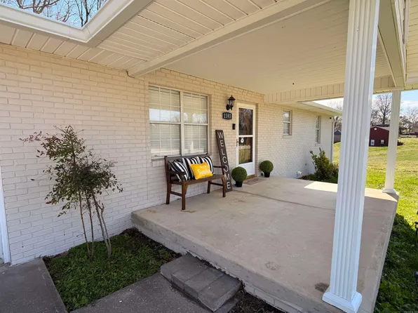 1393 N 4th Ave, Piggott, AR 72454