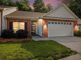433 Peace Rollins Ct, Kernersville, NC 27284