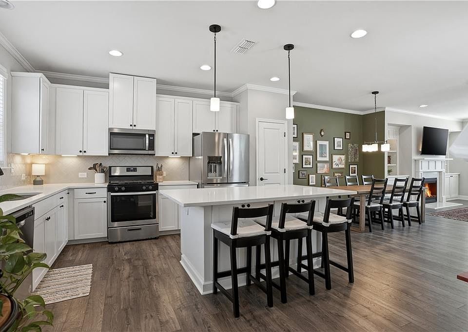 1st image of 1614 Falcon Crest Way