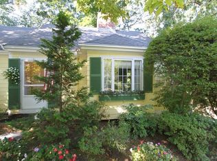 16-18 Cragmore Rd, Newton, MA 02464