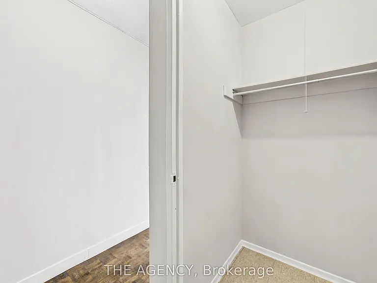 2360 Dundas St W #2816B — Photo 12