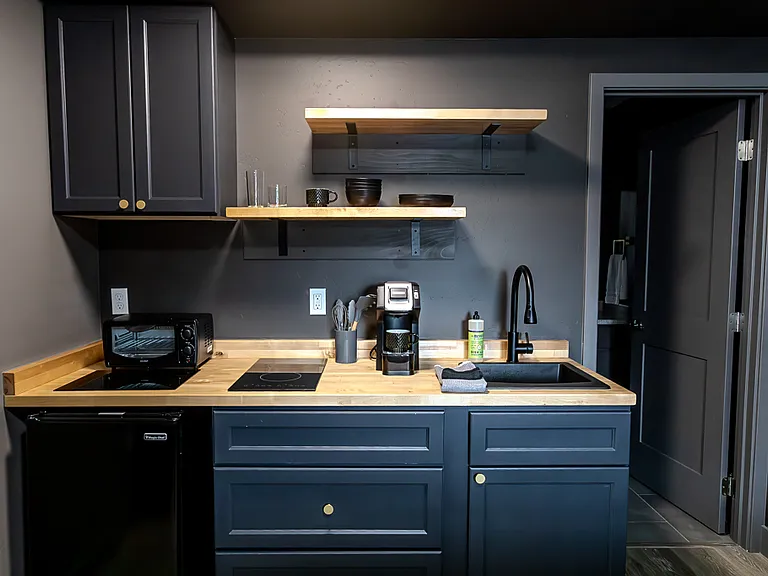 219 E Coeur Dalene Lake Dr #1 — Photo 4
