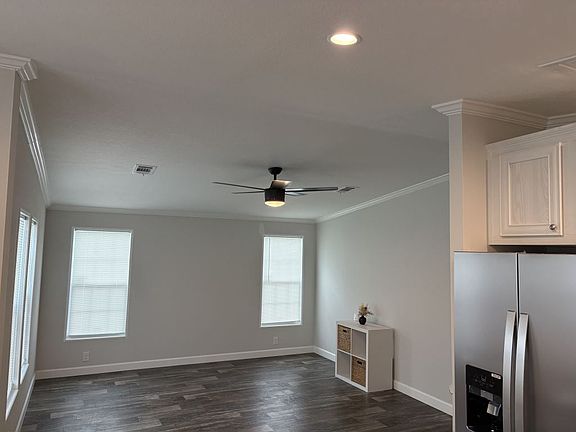 5th image of 2425 Harden Blvd Lot 23