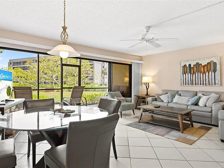 1700 Cove II Pl #310 — Photo 7