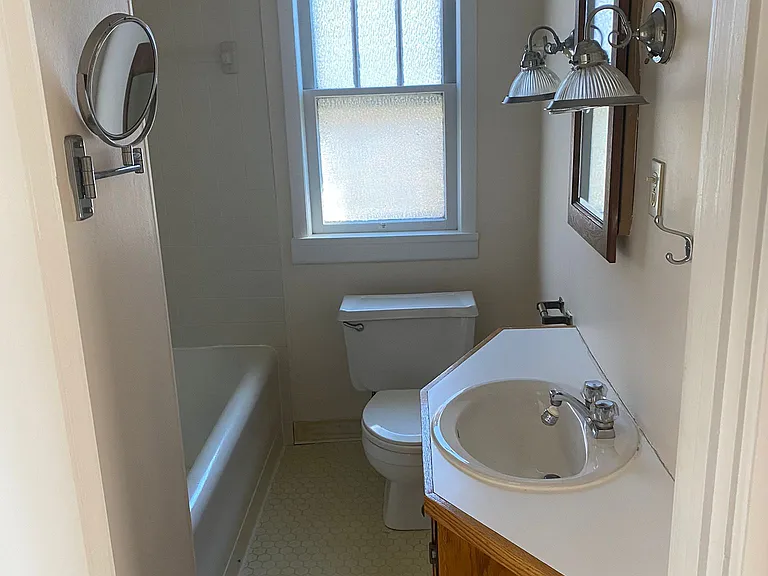 191 Butler St #2 — Photo 11