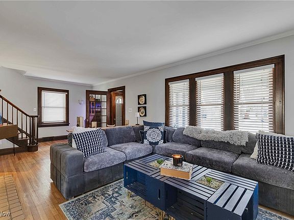 5th image of 2218 Jackson Blvd