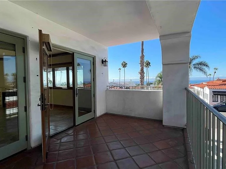 107 Avenida De La Estrella #A — Photo 4