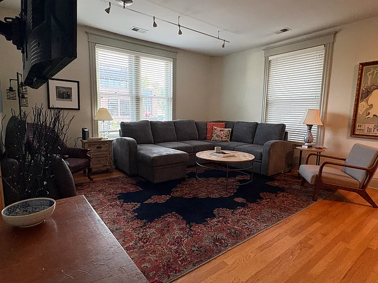 5019 Underwood Ave — Photo 12
