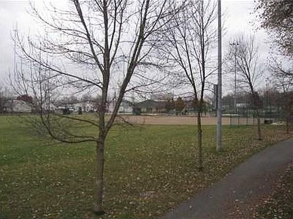 3rd image of 935 Quay Ave #935E