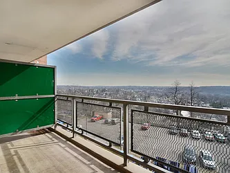 Sold by Robert E. Hill 