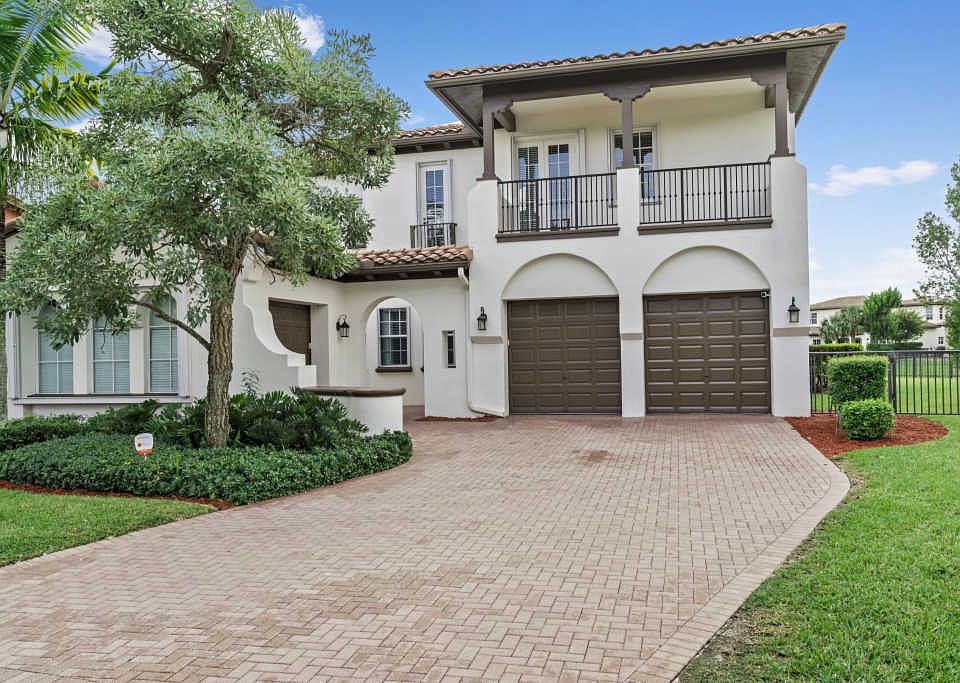 1st image of 10988 NW 80th Mnr