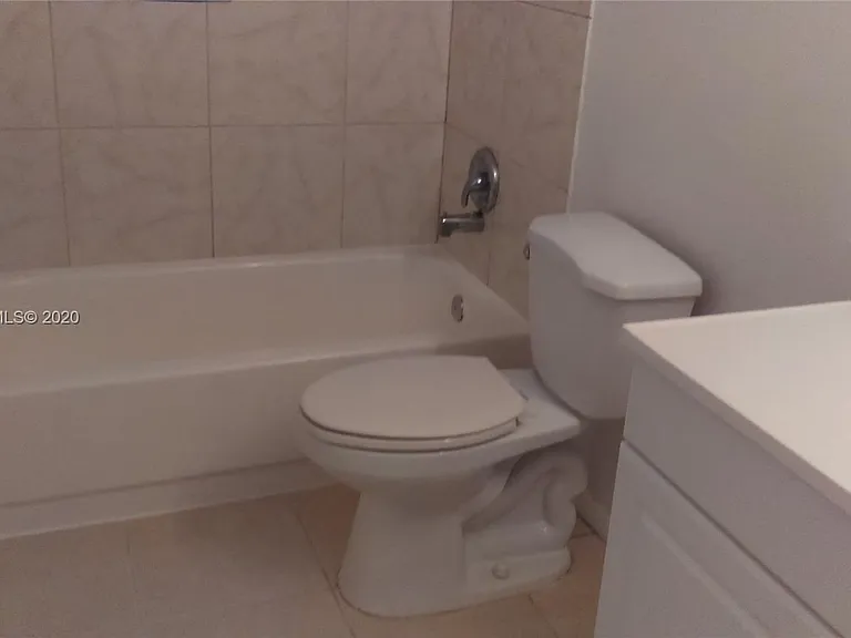 8576 Sunset Dr #1 — Photo 7