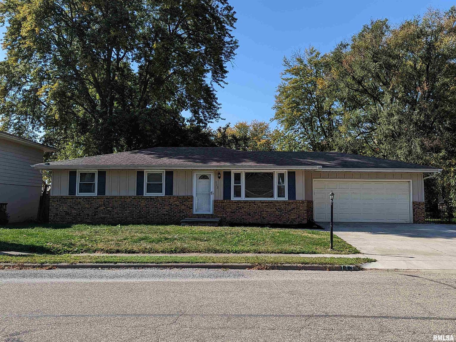 113 N Hazel St, Chillicothe, IL 61523 Zillow