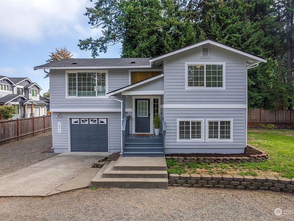 1st image of 12415 78th Ave E