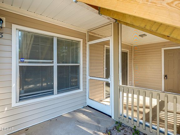 4th image of 1600 Big Tree Rd APT I3